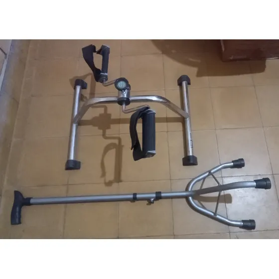 Combo: Pedalera Rehabilitacion Y Baston 3 Apoyos