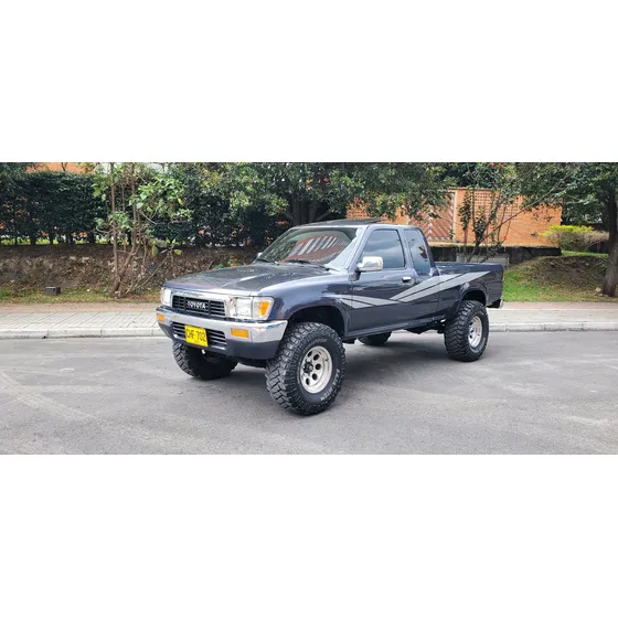 Toyota Hilux Sr5 V6 3.0 Mecánica