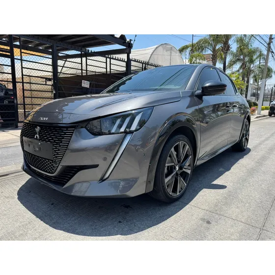 Peugeot 208 1.2 Gt 5p At