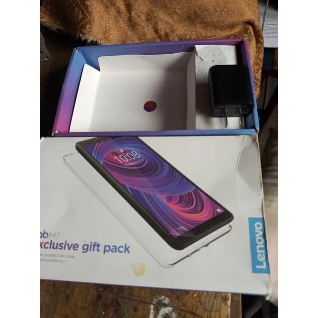 Tablet Lenovo M7 