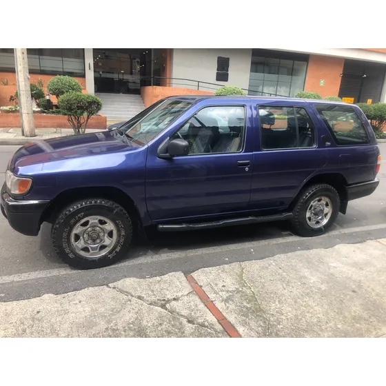 Nissan Pathfinder 3.3 R50 Ancha