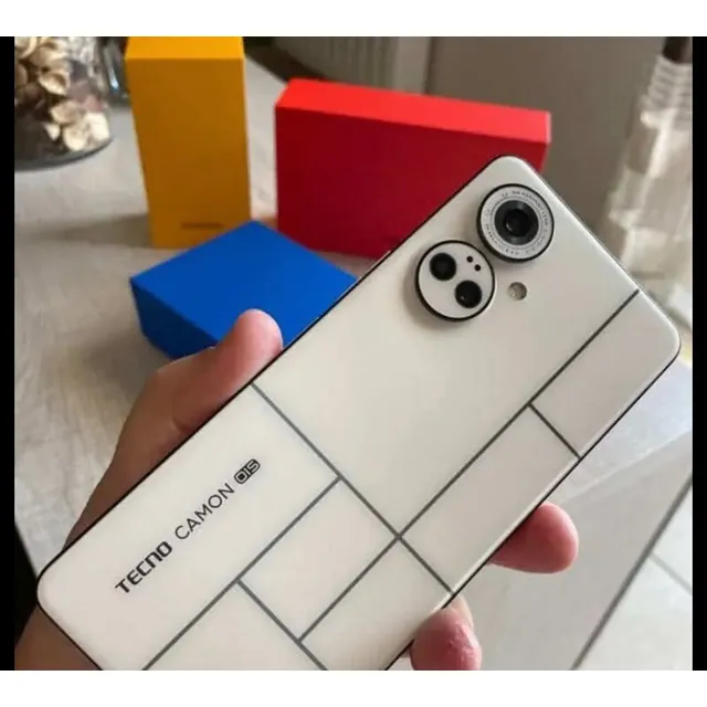 Teléfono Tecno Camón 19 Pro