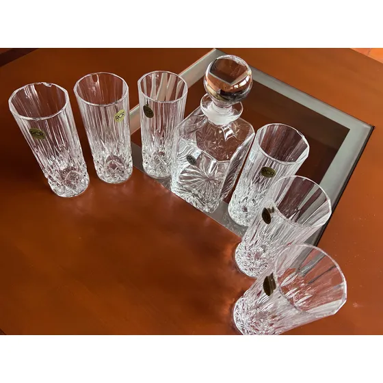 Licorera Y 6 Vasos Italianos Marca Rcr