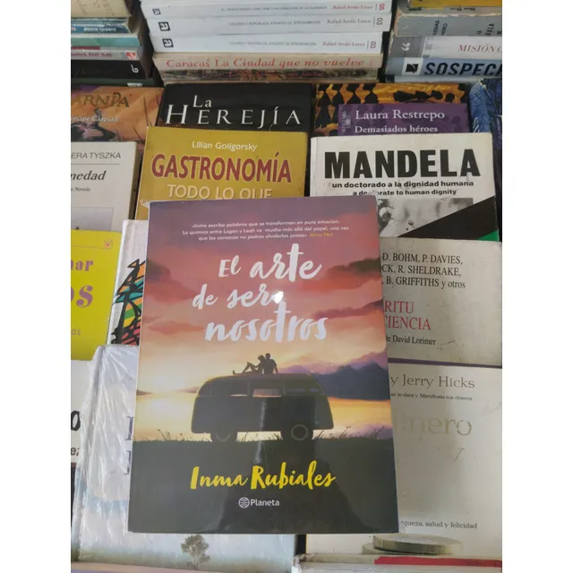 Libro El Arte De Ser Nosotros Por Irma Rubiales