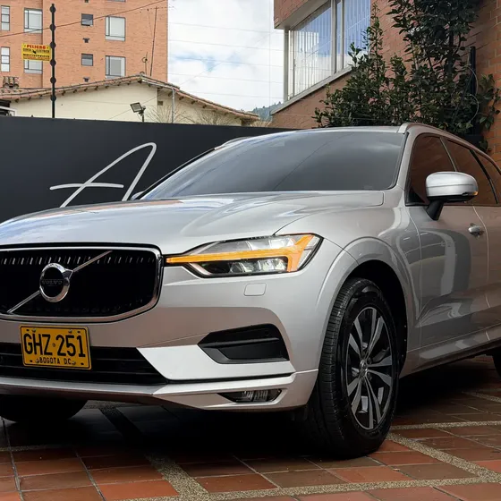Volvo Xc60 2020 2.0 T5 Awd Momentum