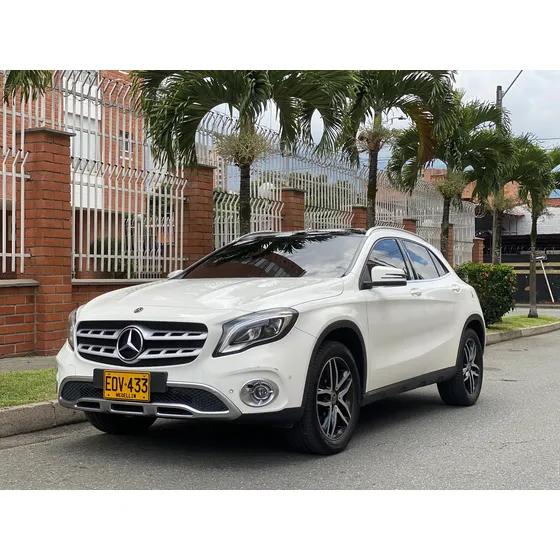 Mercedes-benz Clase Gla 1.6 Urban