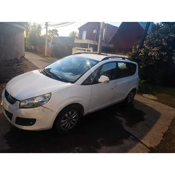 Jac Trip 1.8 Se 7 Asientos