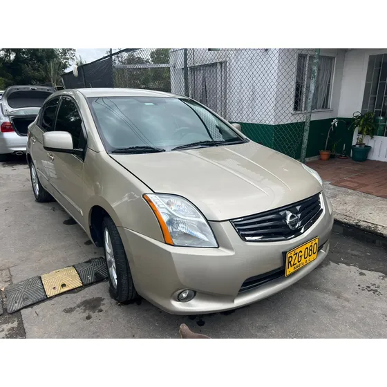 Nissan Sentra 2.0 E