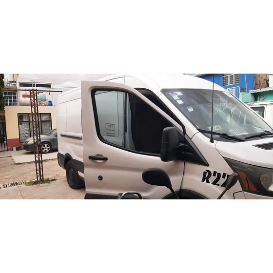 Ford Transit 2.2 Van Larga Techo Alto Aa Custom Mt