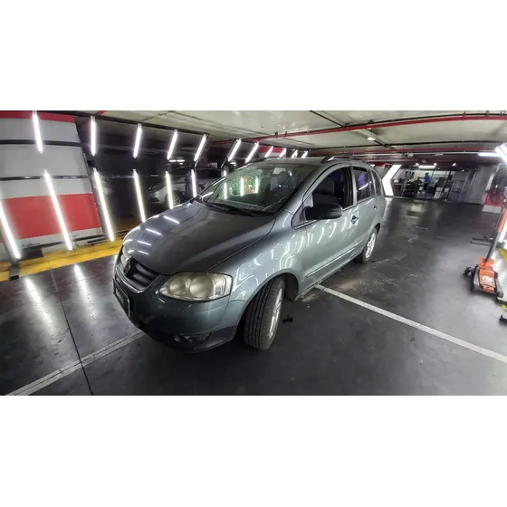 Volkswagen Suran 1.6 Highline