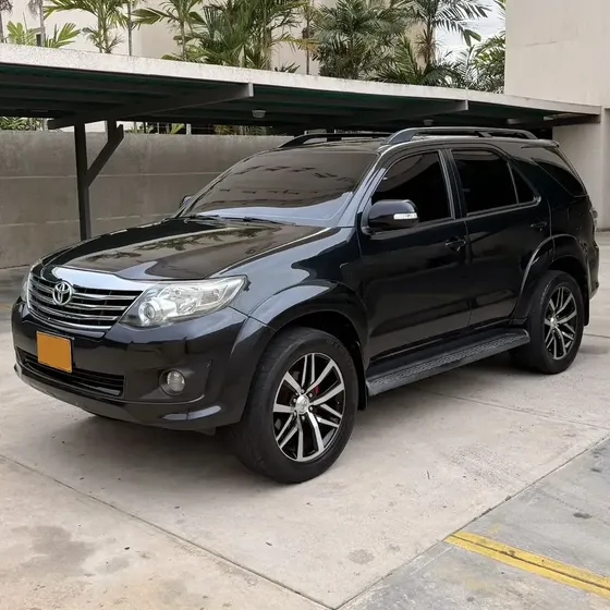 Toyota Fortuner 2013 2.7l 4x2