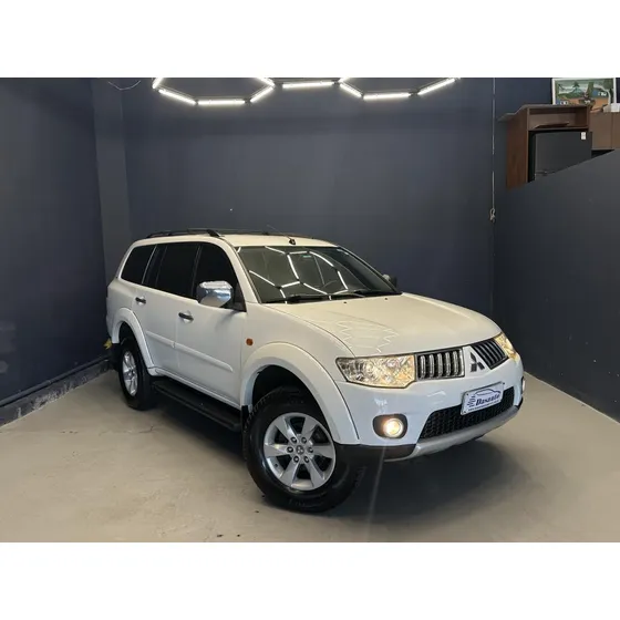 Mitsubishi Pajero Dakar 3.2 4x4 T.i. Dies. 5p Aut.