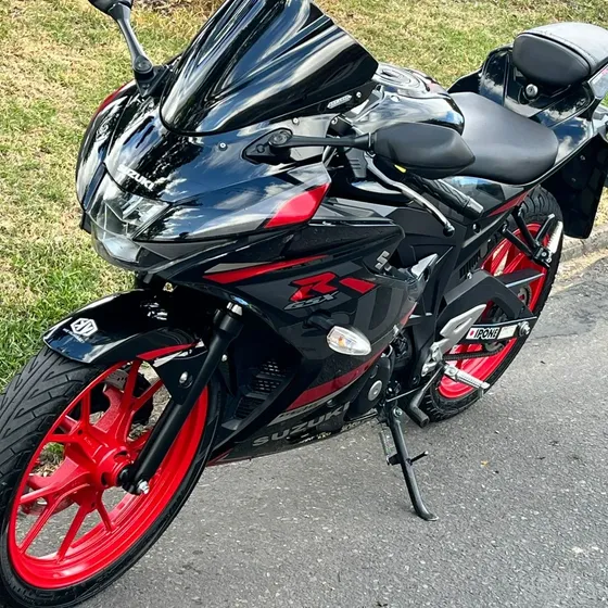 Suzuki Gsxr 150