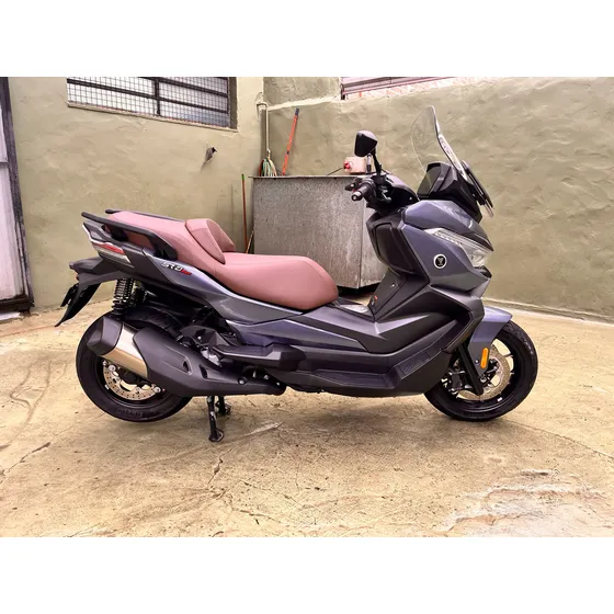 Voge Sr4 Max Scooter - 2025 - 2.700 Km