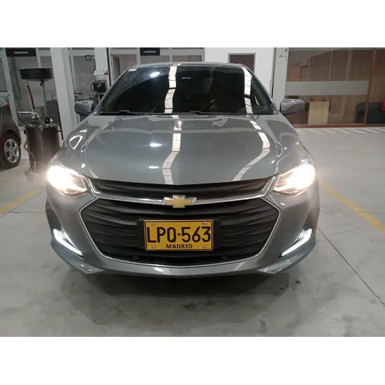 Chevrolet Onix 1.0t Premier Sedan At