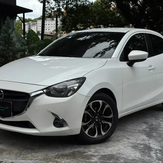 Mazda 2 2019 1.5 Touring