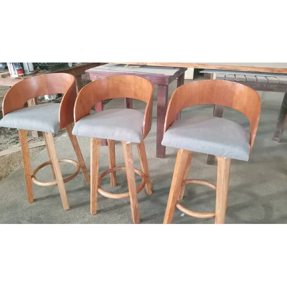 Silla De Barra En Madera Moderna