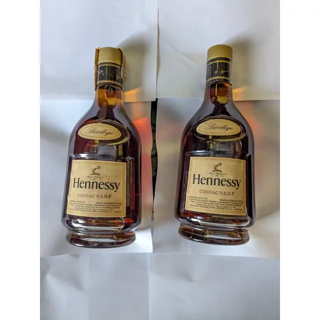 Se Venden 2 Botellas De Cognac Hennessy V.s.o.p.