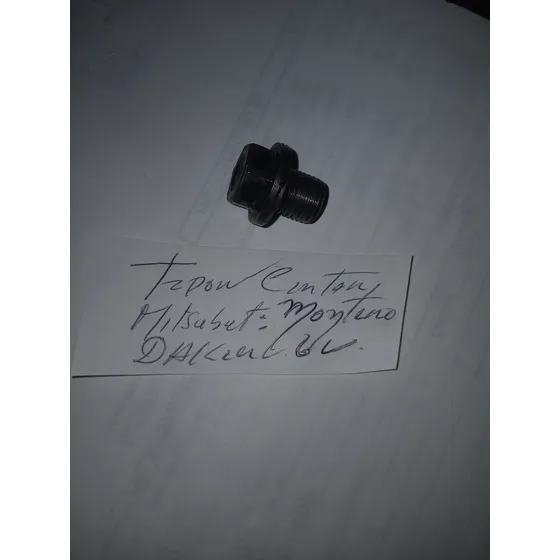 Tapón De Cartel Misubichi Montero Dacal