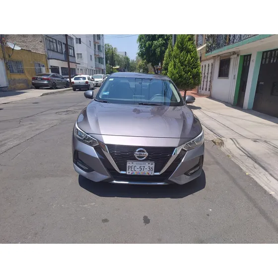 Nissan Sentra 2.0 Advance Cvt