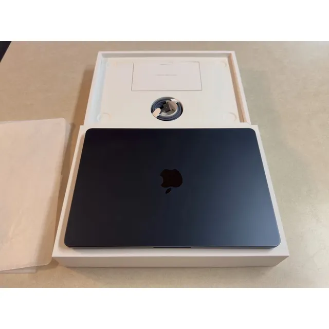 Apple M3 Macbook Air Midnight Blue 16gb / 512gb