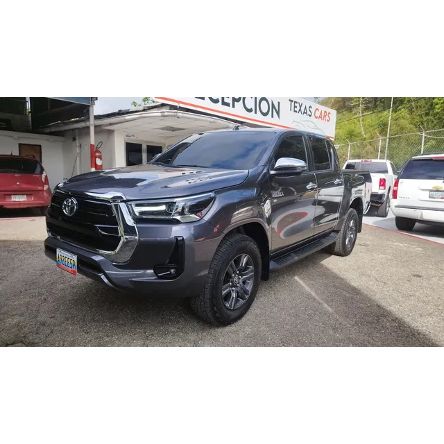 Toyota Hilux Srx 4x4 Automática 2025