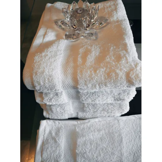 Toallas Hoteleras 120*60.cm  450 Gramos