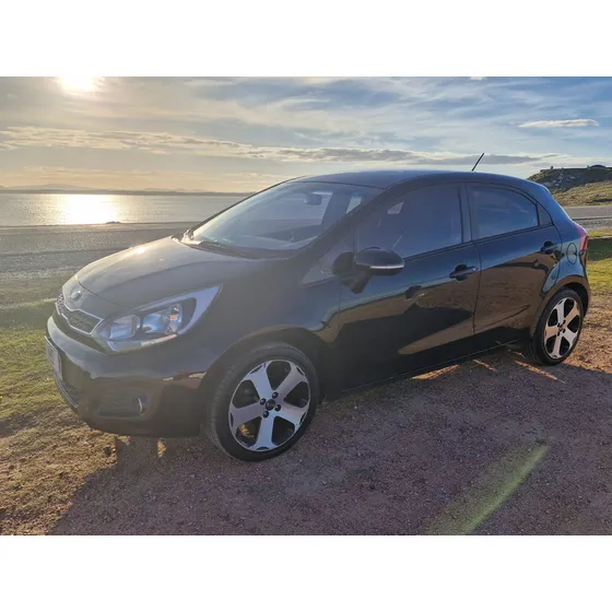 Kia Rio 1.4 Ex Plus 4p