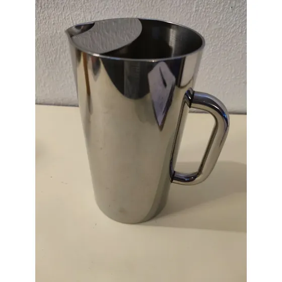 Jarra De Lujo En Acero Inoxidable, Italiana 1.3 L.  Ace.quir