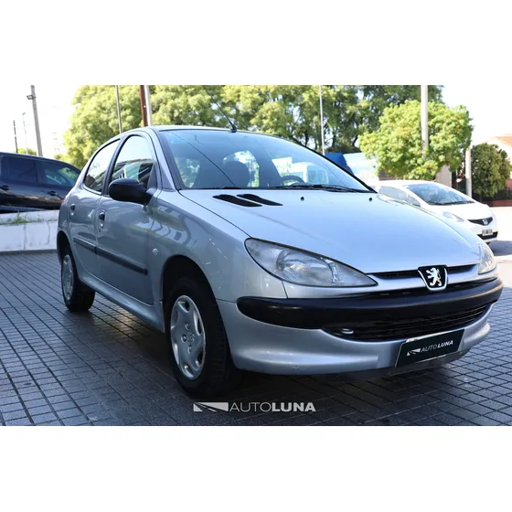 Peugeot 206 1.6 Xr 5p L99