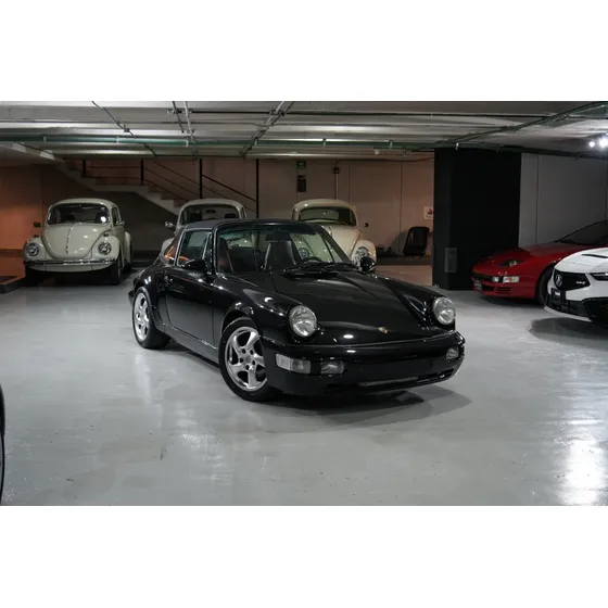 Porsche 911 3.6 Carrera Coupe At