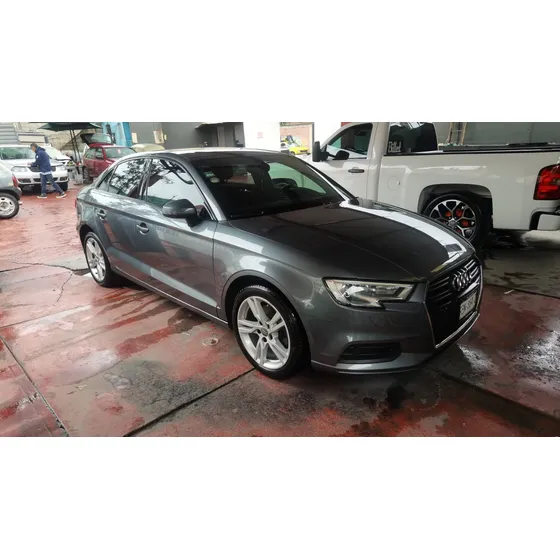 Audi A3 2.0 Sedán L Dynamic At Dsg