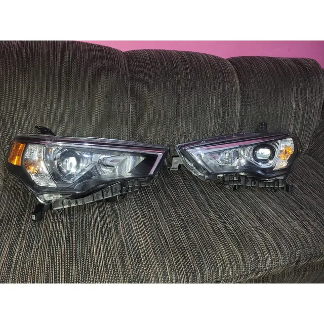 Faros Toyota 4runner 2020 2024 Con Módulo Casi Nuevos