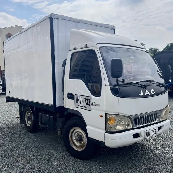 Jac 1035 Jhr 2017 Furgón Carga Seca
