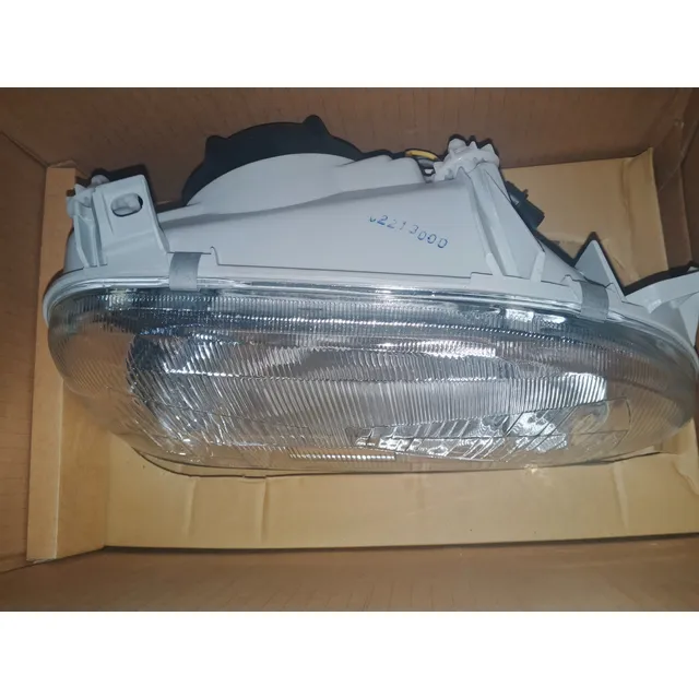 Faro Delantero Derecho Golf
