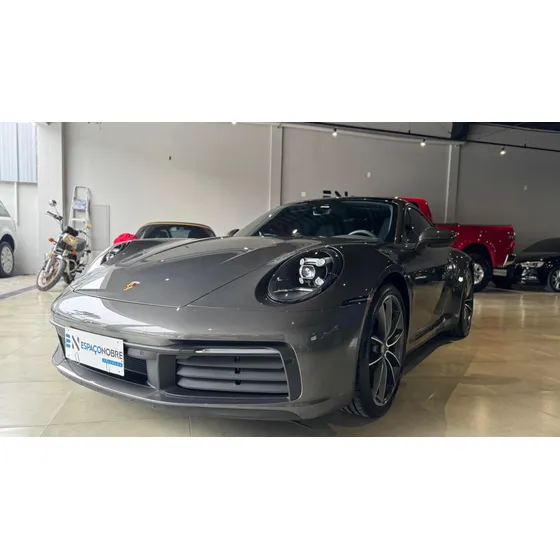 Porsche 911 Carrera