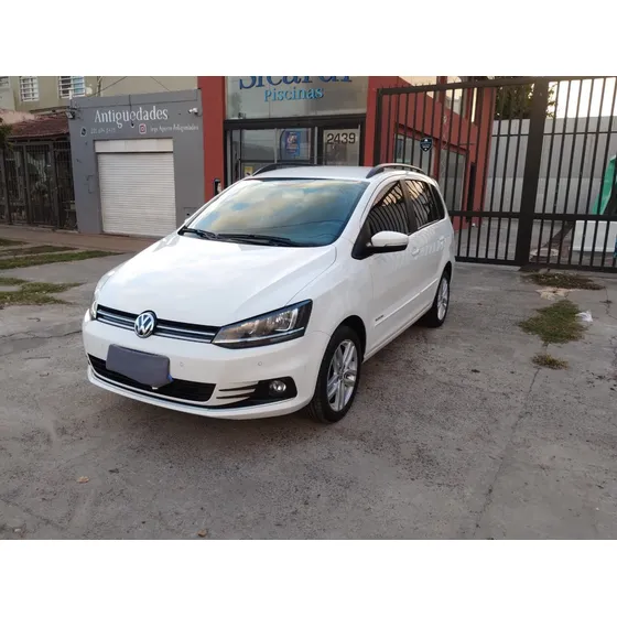 Volkswagen Suran 1.6 Highline