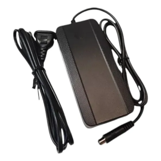 Cargador Monopatín Eléctrico Xiaomi Y Otros 36v / 42v 2 Amp