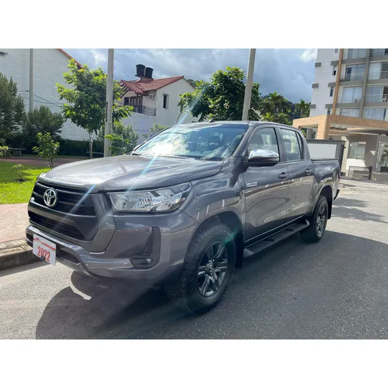Toyota Hilux 2.4 Diésel 4x4