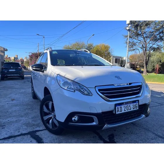 Peugeot 2008 1.6 Feline Tip
