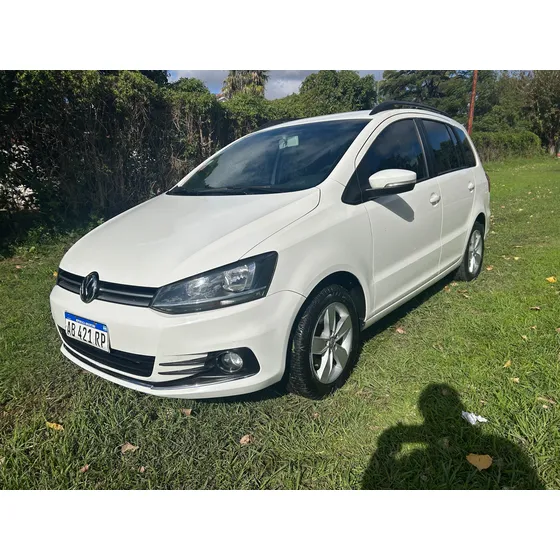 Volkswagen Suran 1.6 Imotion Highline 110cv