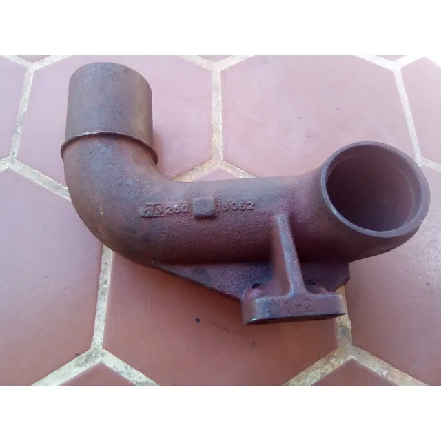 Codo De Tubo De Escape Belarus 1221  Y 1523 Lancero Vm 130