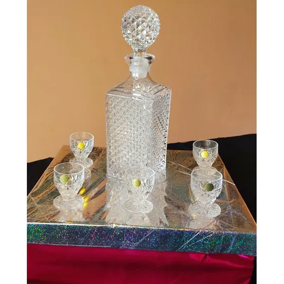 Licorera Y Vasos Para Shots.