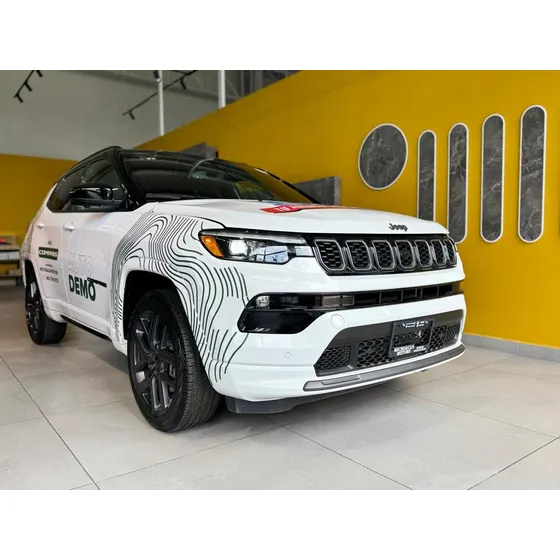 Jeep Compass 1.3t Altitude Fwd At6