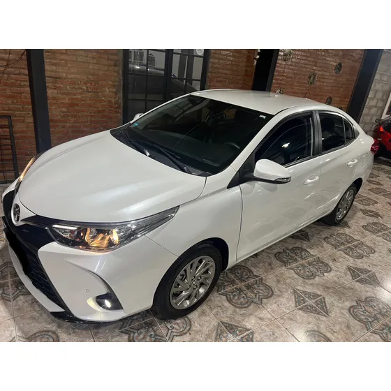 Toyota Yaris 1.5 107cv Xls Cvt Sedan
