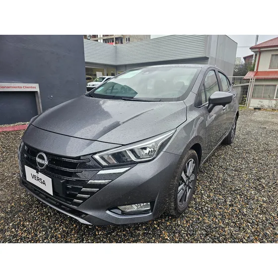 Nissan Versa 1.6 Advance Mt