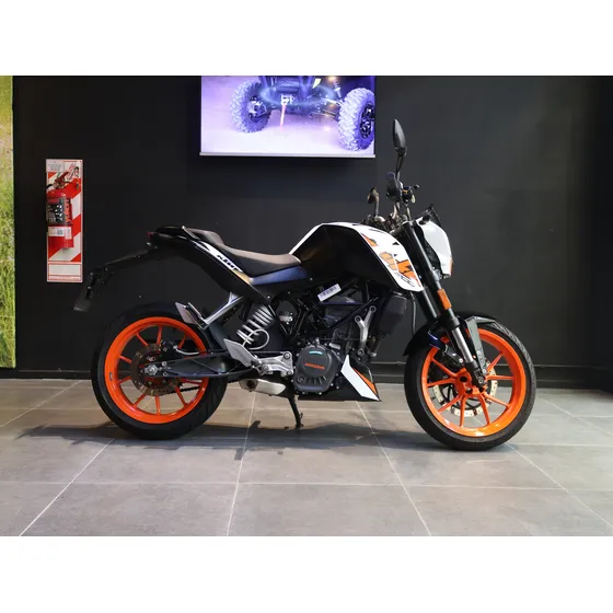 Ktm Duke 200 Bs4 Unico Dueño Impecable Permuto Financio