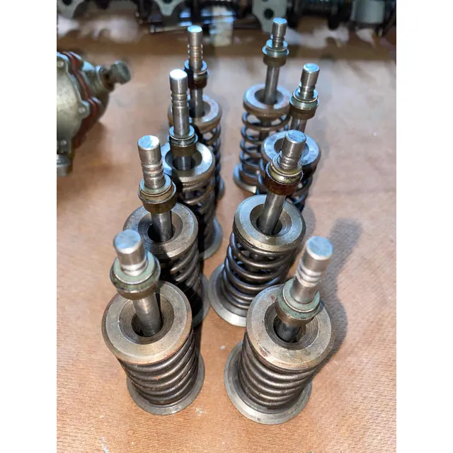 Valvulas Lombardini Serie Ldw 1503, 1603, 2204 Originales