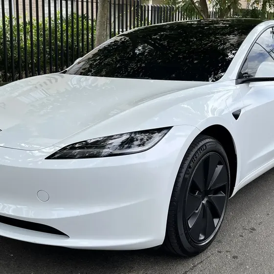 Tesla Model 3 2026 0.0 Rwd