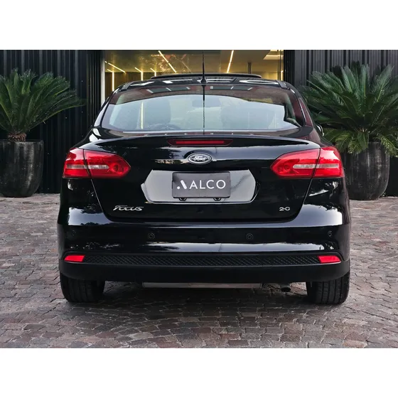 Ford Focus Iii 2.0 Sedan Se Plus Mt